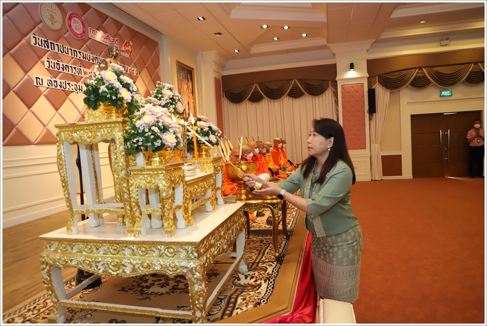 ปลัดกระทรวงยุติธรรม เป็นประธานในพิธีสงฆ์ เนื่องในโอกาสวันสถาปนากรมบังคับคดี ครบรอบ 49 ปี